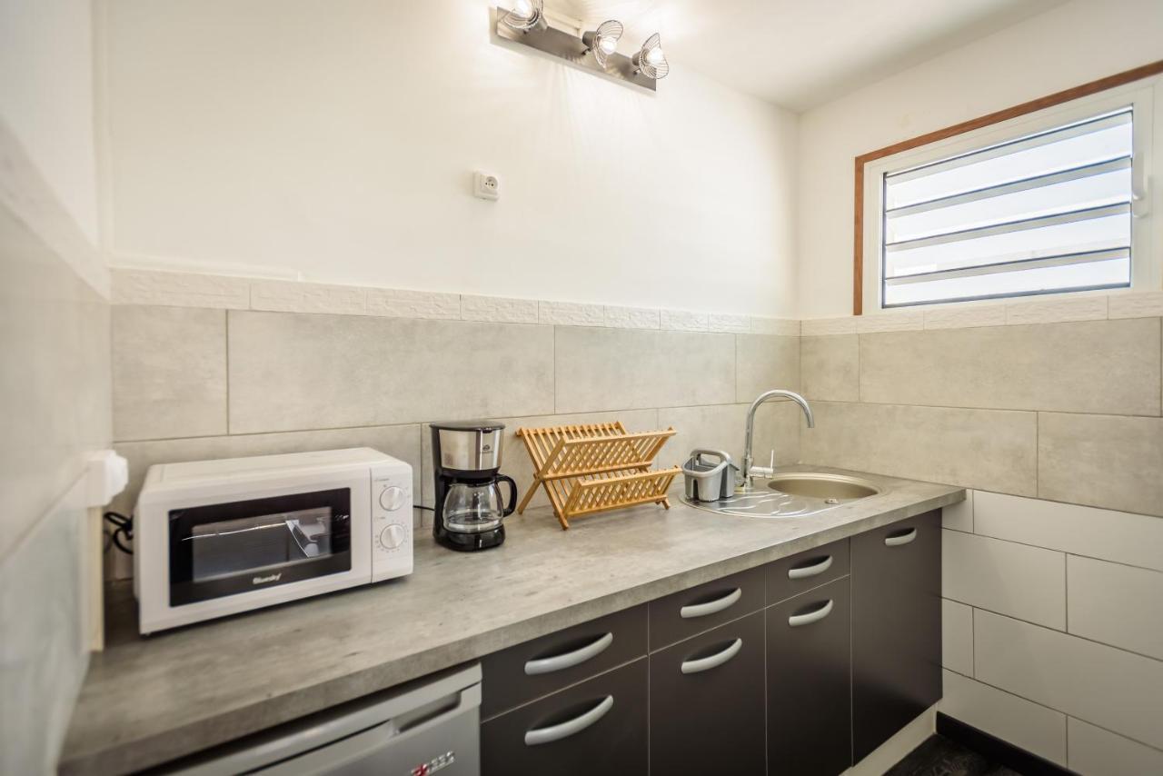 Appartements Et Chambres En Coeur De Ville Saint-Denis - Entree Autonome - Check In 14H30- 外观 照片