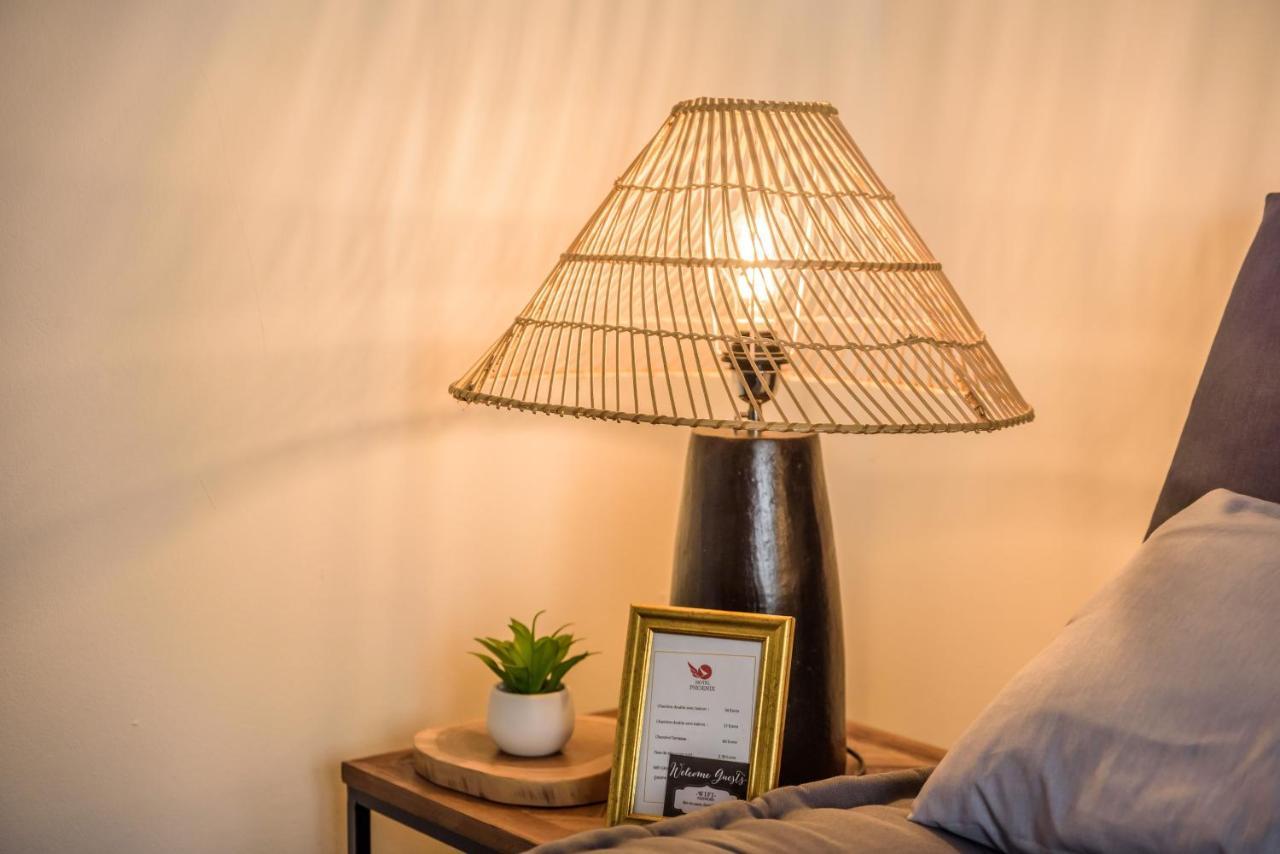 Appartements Et Chambres En Coeur De Ville Saint-Denis - Entree Autonome - Check In 14H30- 外观 照片